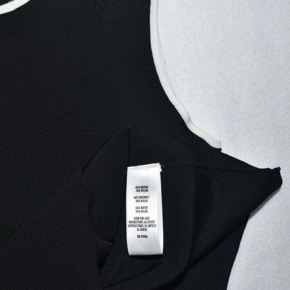 Petite Sophisticate Women Sz M Tank Top Size S Black Round Neck Sleeveless - Picture 5 of 6